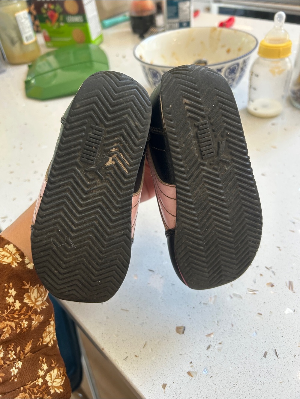 Puma toddler Black and Pink Velcro Athletic Sneakers - Picture 5 of 5